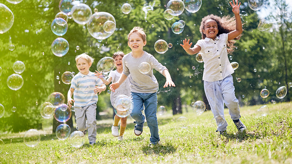 Preschool screening: orthoptic and podiatry checkup for a successful school year.